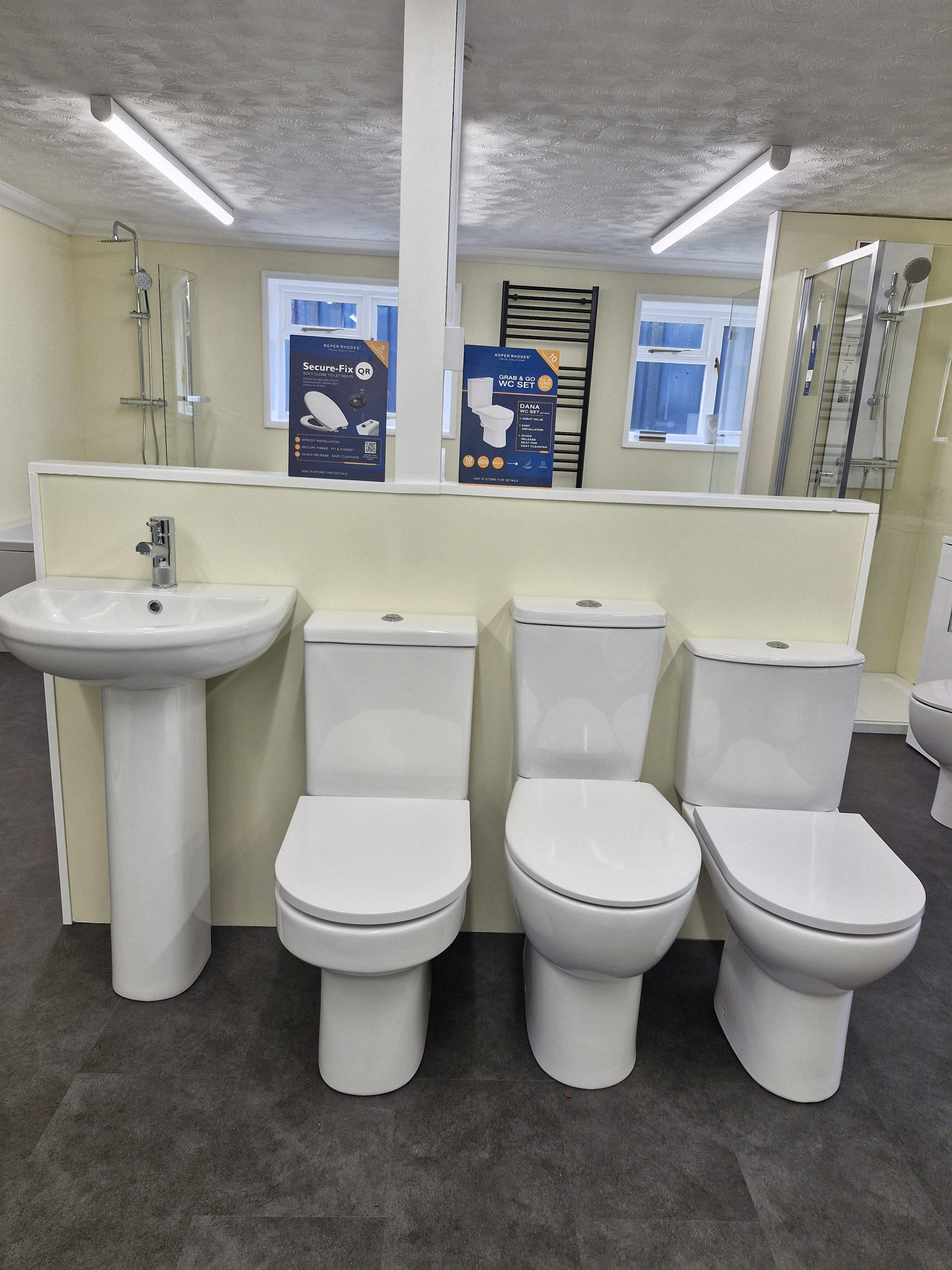 Rhoper Rhodes toilets & pedestal TSR